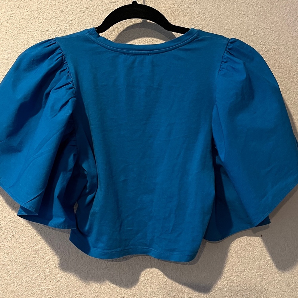 Zara Teal Puff Sleeve Ruched at Waist Crop Top
100% cotton
Sz M - Picture 4 of 12